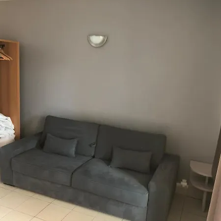 Centre à Pieds, Studio-cabine 4 Pers Max, Promo 7 Nuits Appartamento Porticcio (Corsica)