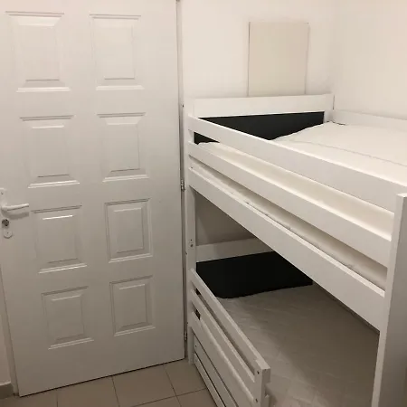 Centre A Pieds, Studio-cabine 4 Pers Max, Promo 7 Nuits Апартаменты