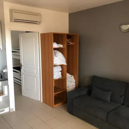 Centre à Pieds, Studio-cabine 4 Pers Max, Promo 7 Nuits *