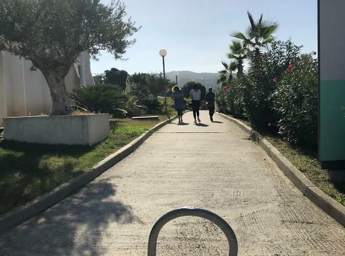Centre A Pieds, Studio-cabine 4 Pers Max, Promo 7 Nuits * Porticcio (Corsica)